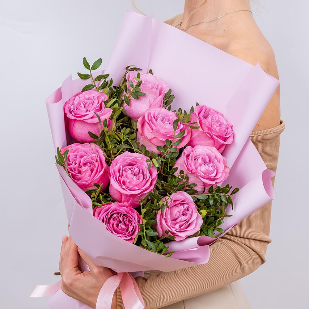 https://content2.flowwow-images.com/data/flowers/1000x1000/32/1679756208_76890332.jpg
